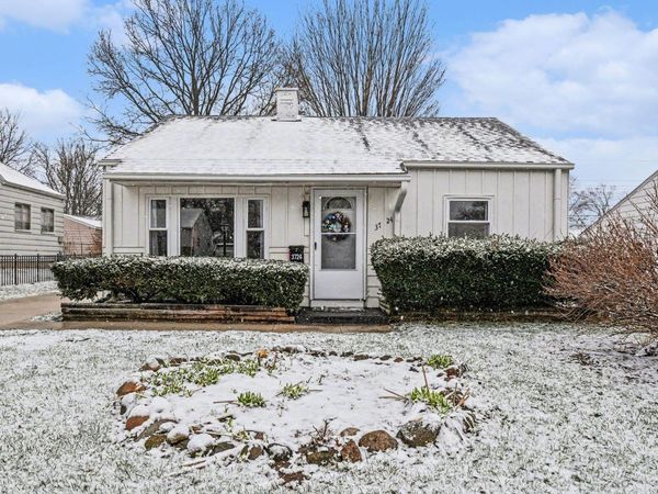 3724 Carroll Street, South Bend, IN 46614