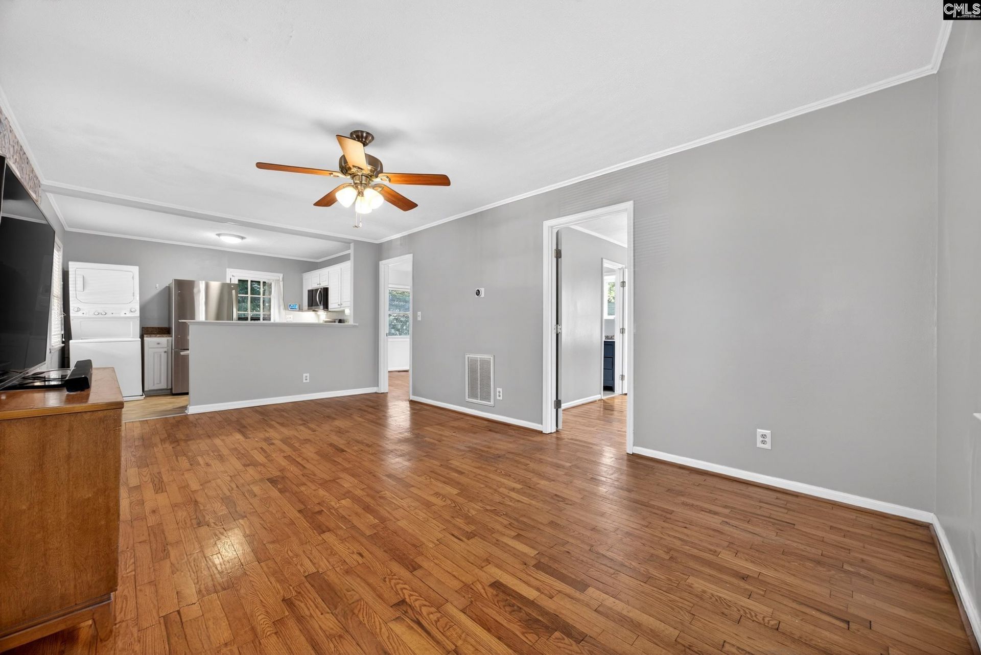 2815 Wesley Drive Photo 4