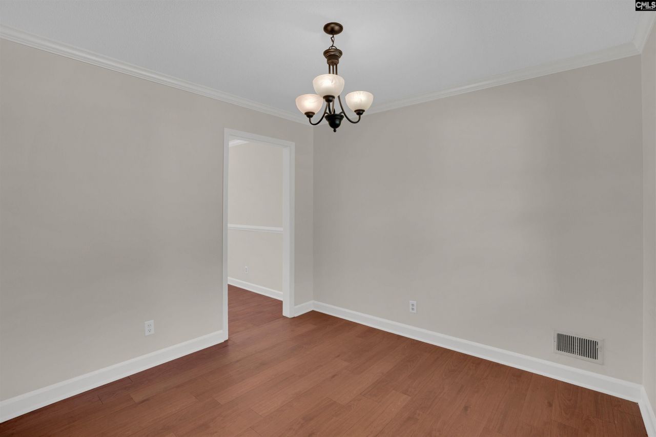 632 Harmon Road  Photo 10