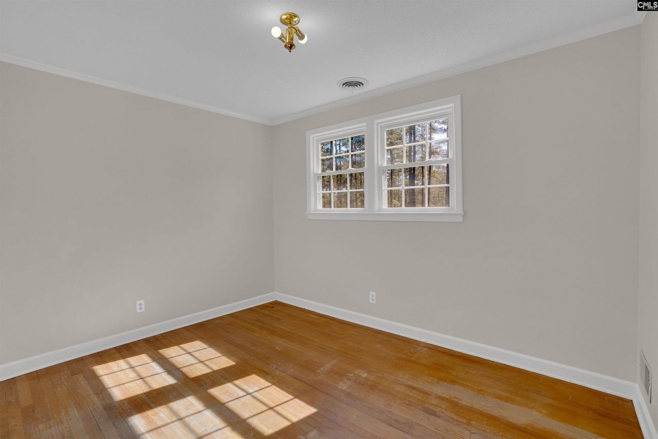 632 Harmon Road  Photo 28