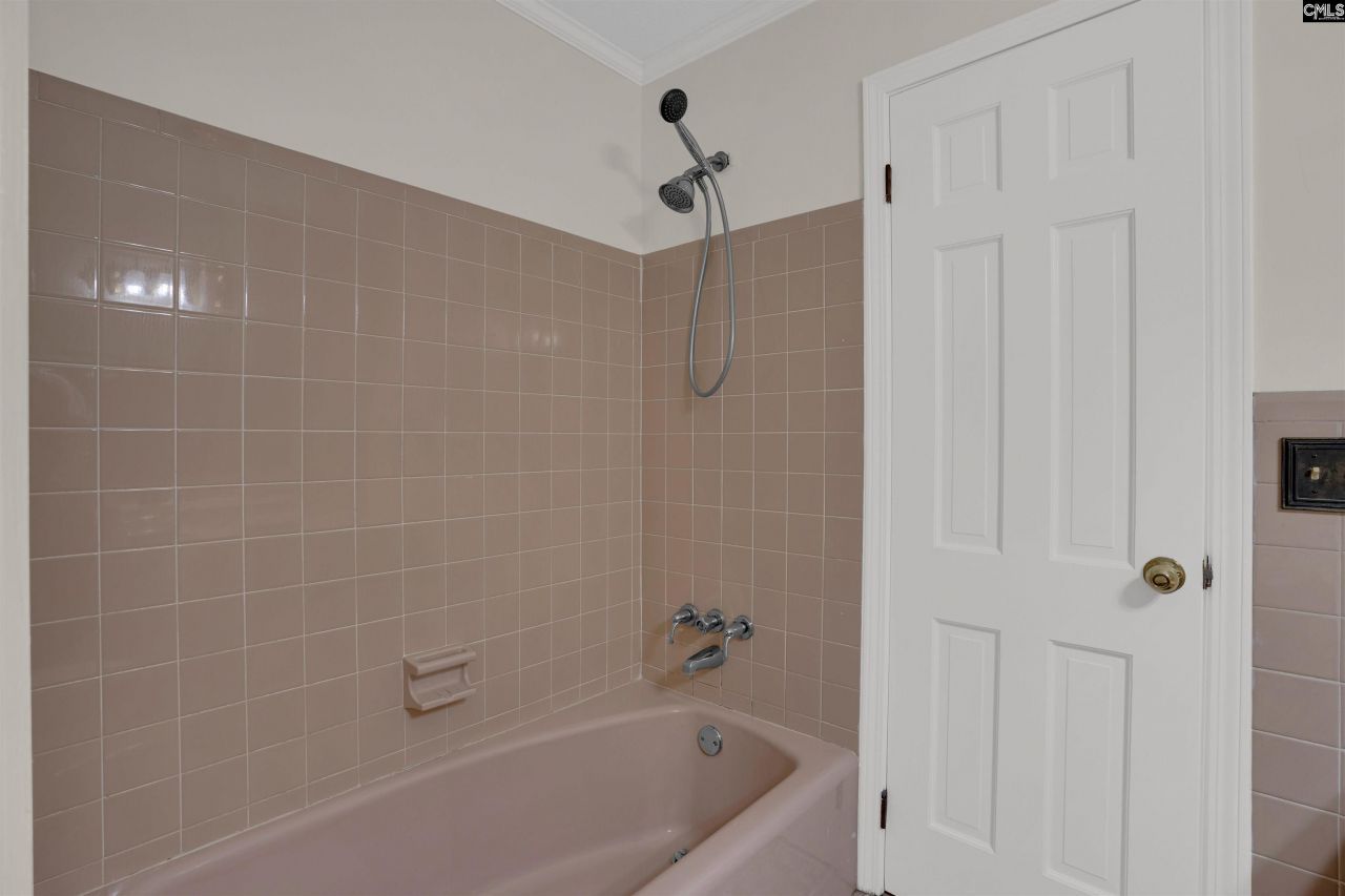 632 Harmon Road  Photo 33