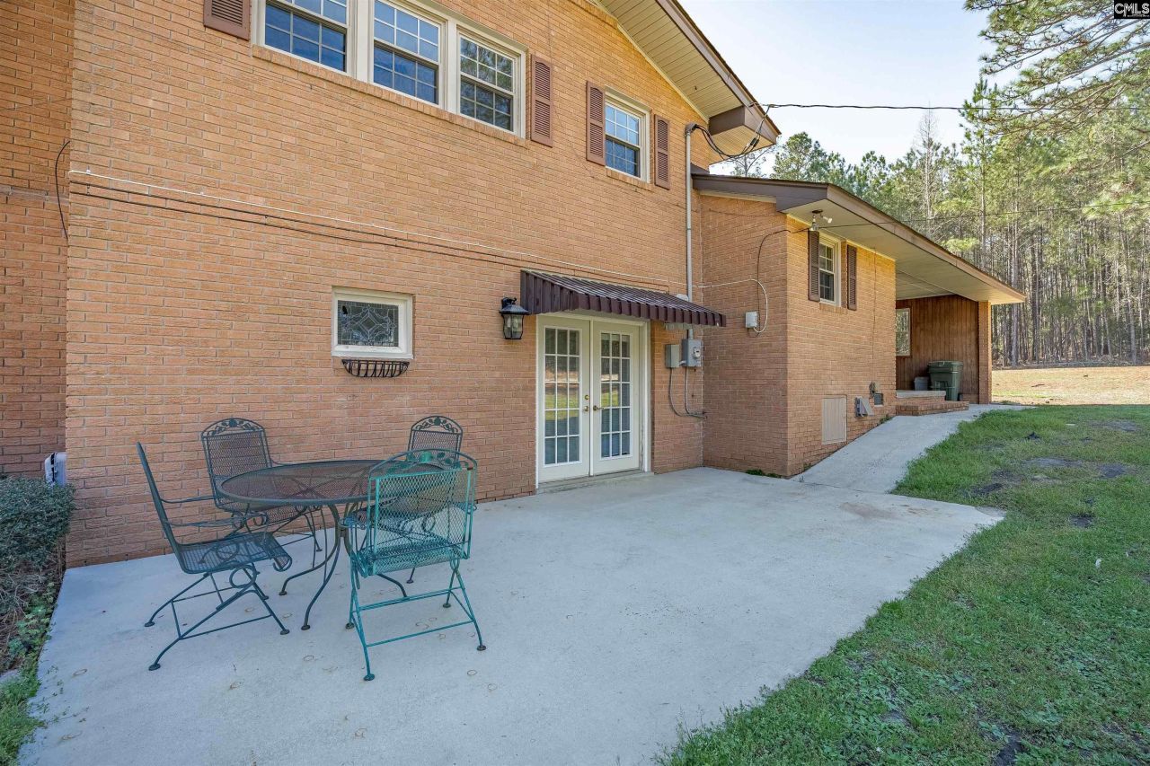 632 Harmon Road  Photo 37