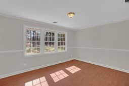 632 Harmon Road  photo 4