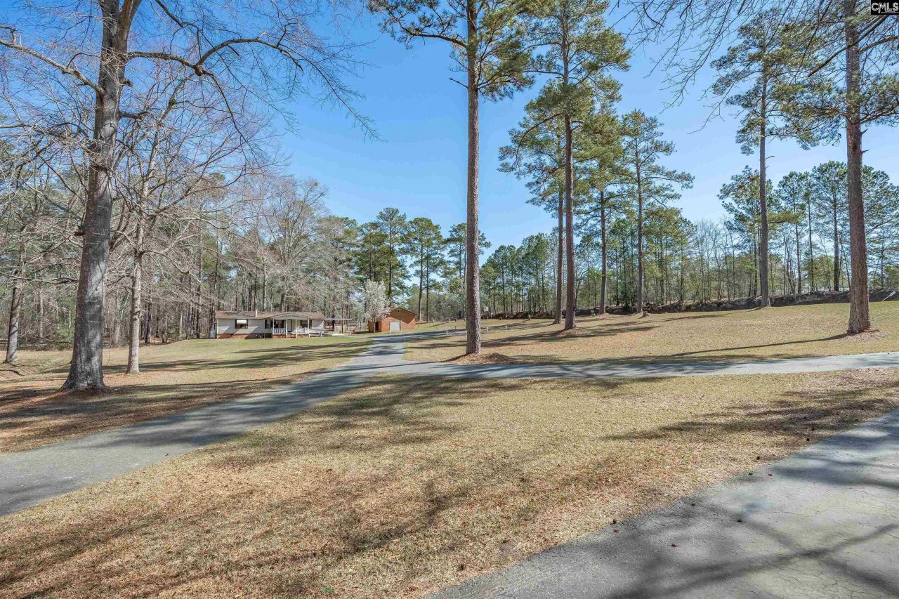 632 Harmon Road  Photo 51