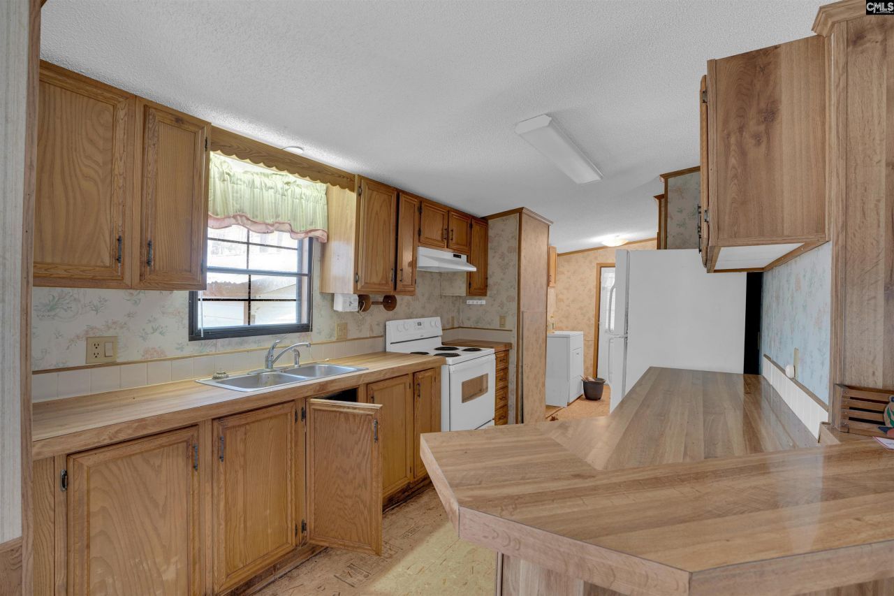 632 Harmon Road  Photo 57