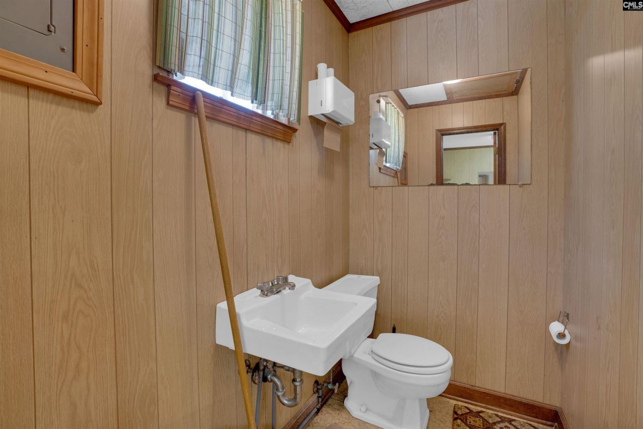 632 Harmon Road  Photo 67