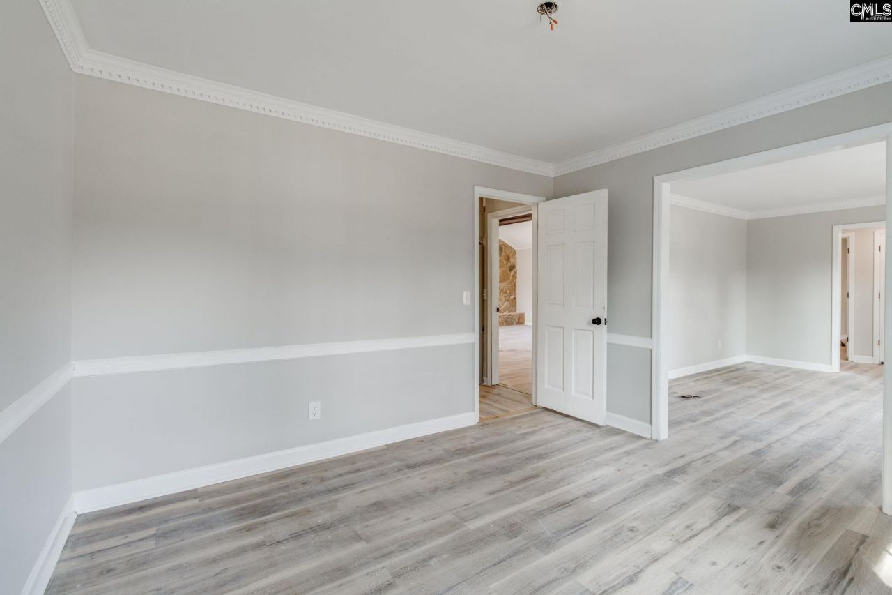 100 Fenrir Drive Photo 12