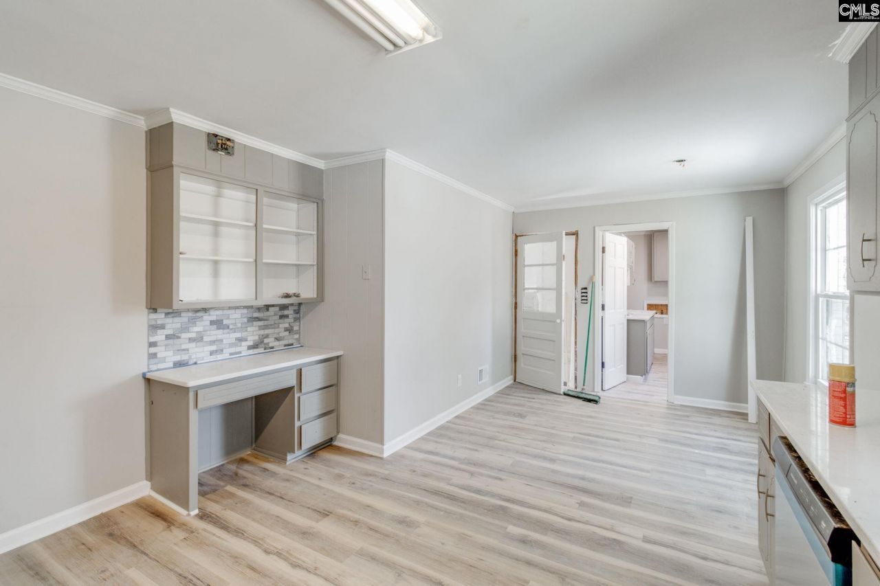 100 Fenrir Drive Photo 15