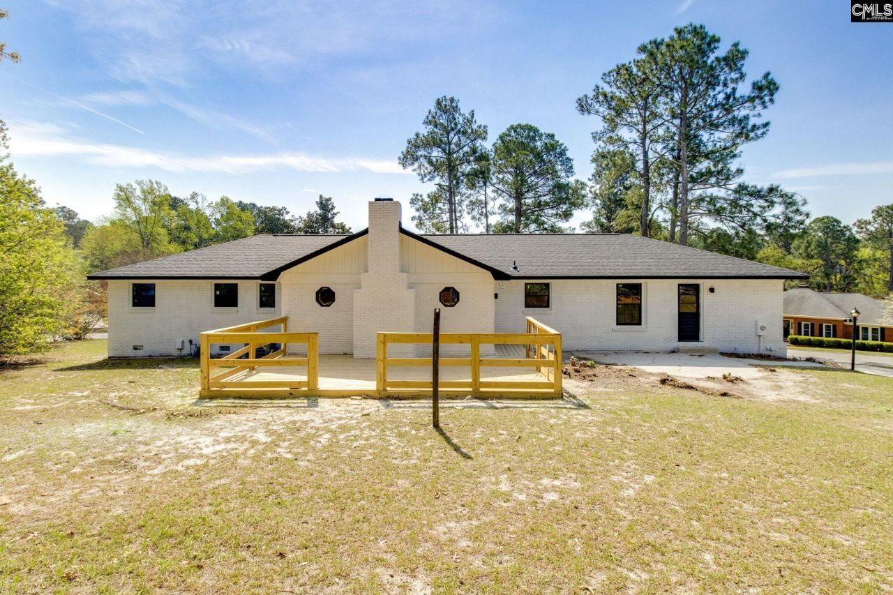 100 Fenrir Drive  Photo 35