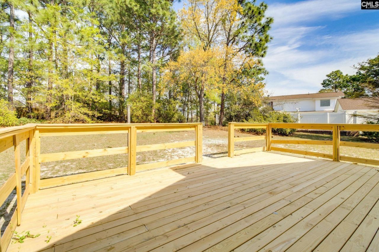 100 Fenrir Drive  Photo 39