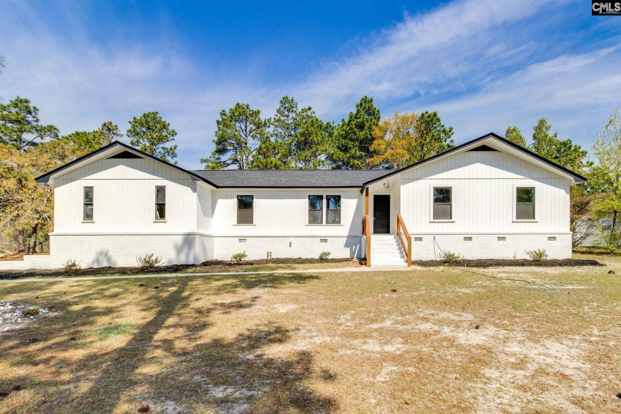 100 Fenrir Drive Photo 4