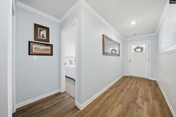 1476 Whirlaway Lane photo 4