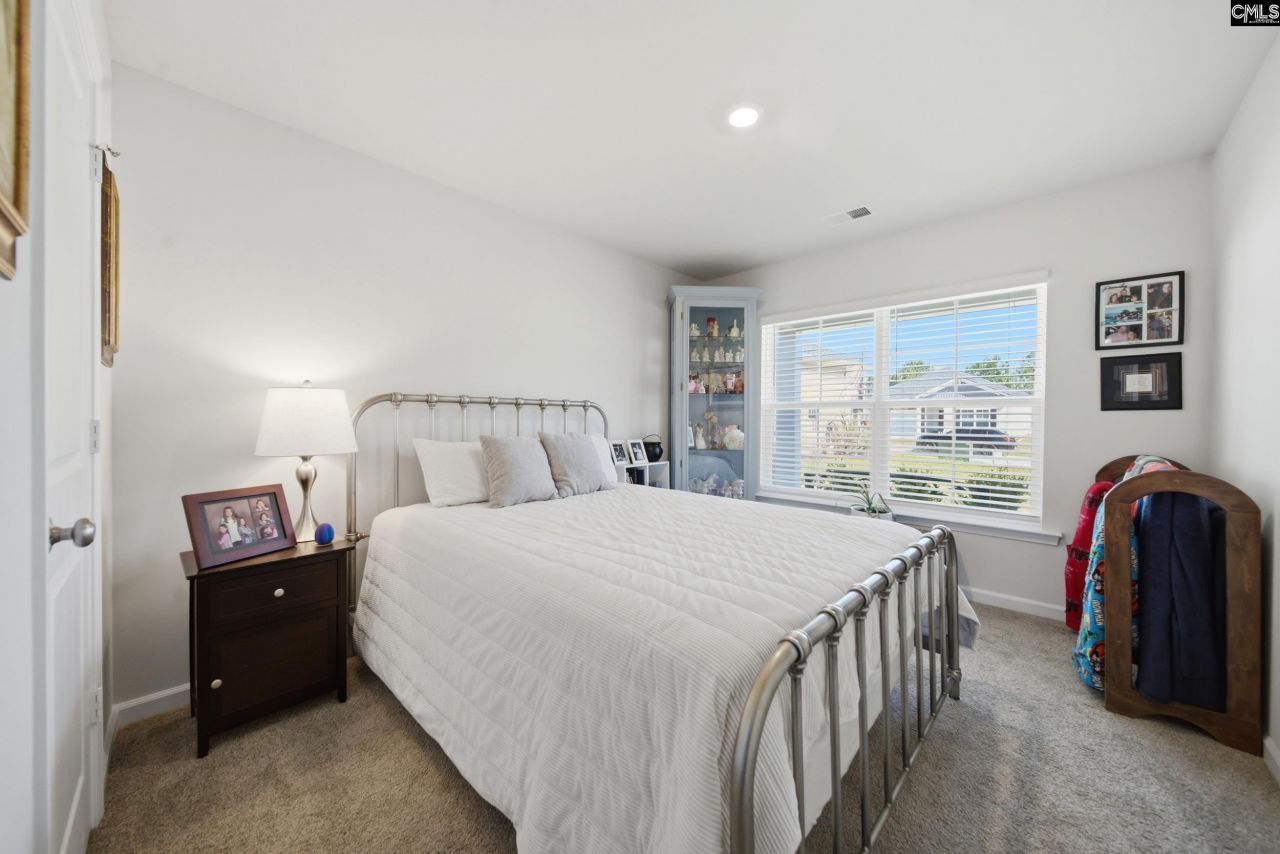 1476 Whirlaway Lane Photo 6