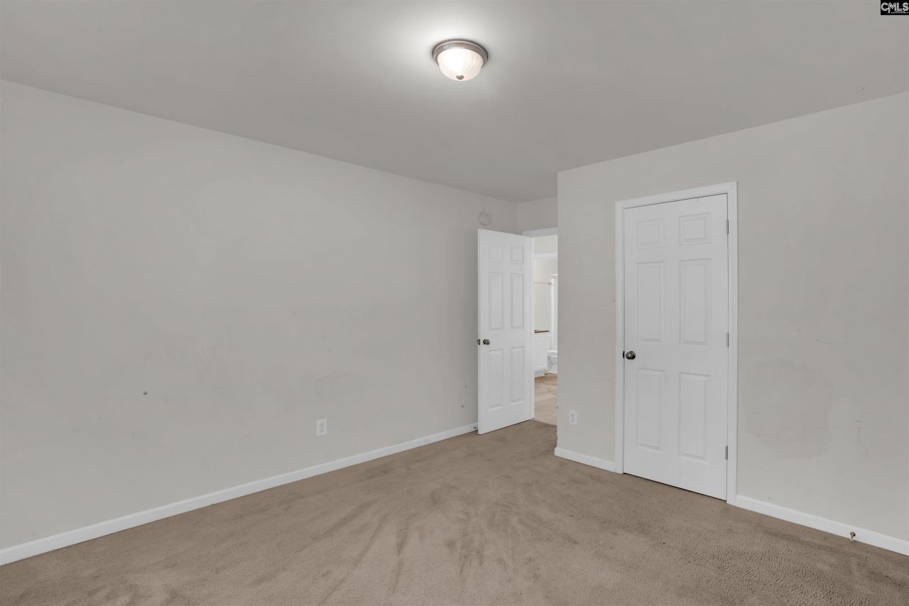 1025 Congaree Pointe Drive  Photo 10