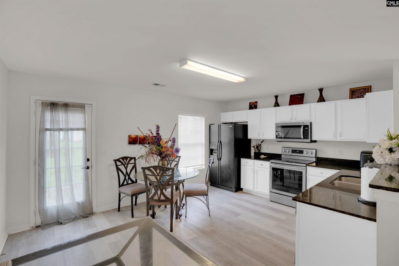 1025 Congaree Pointe Drive  Photo 12