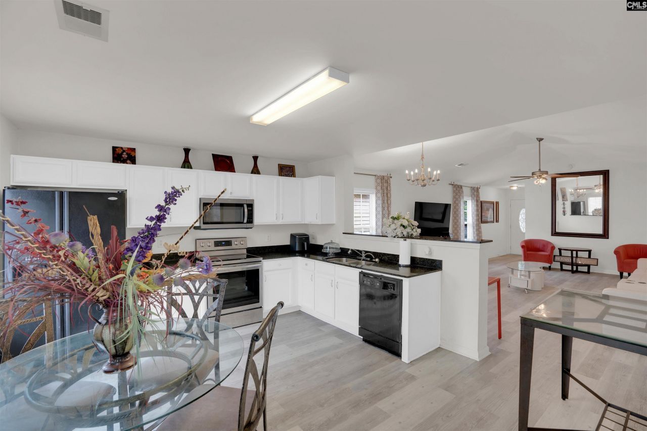 1025 Congaree Pointe Drive  Photo 13