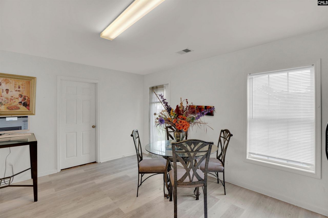 1025 Congaree Pointe Drive  Photo 14