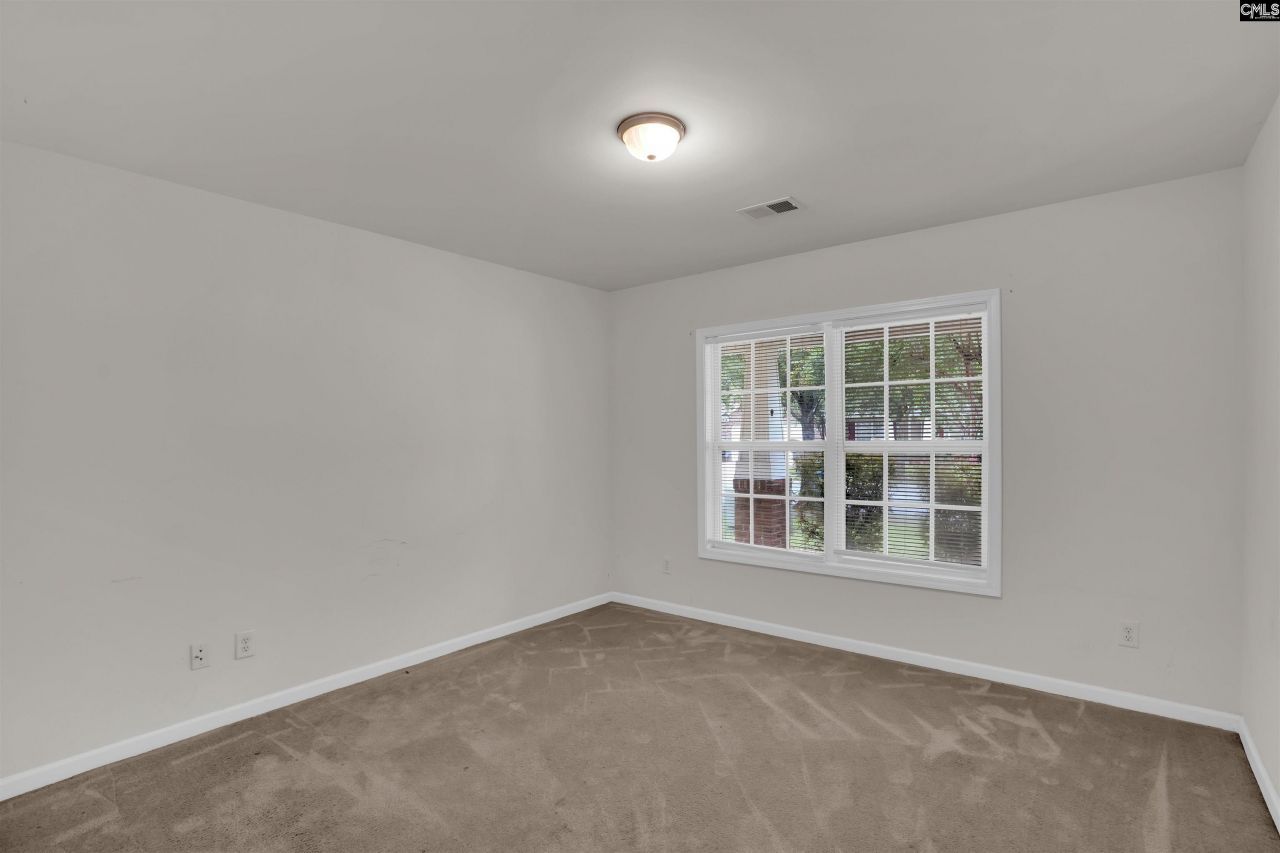 1025 Congaree Pointe Drive  Photo 8