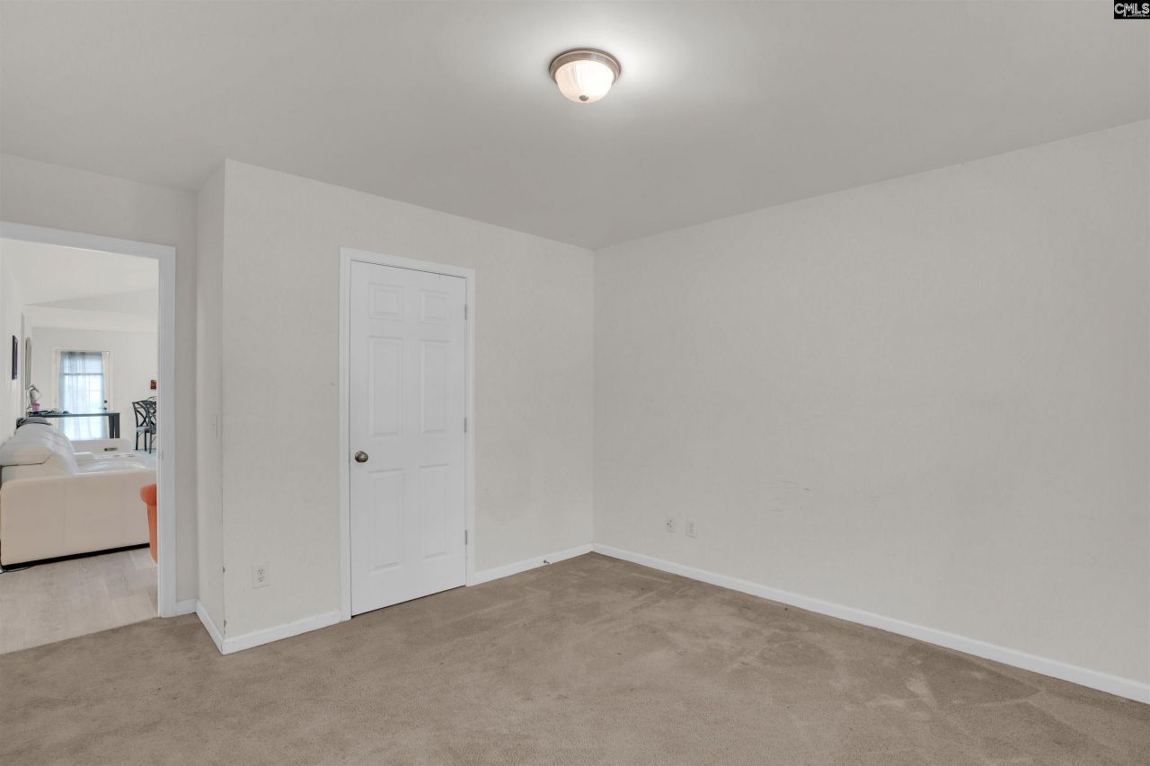 1025 Congaree Pointe Drive  Photo 9