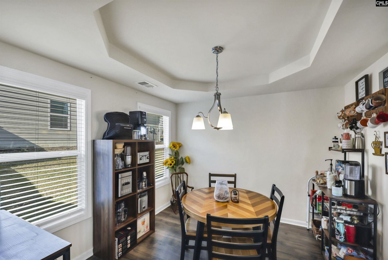 250 Turnfield Drive  Photo 16