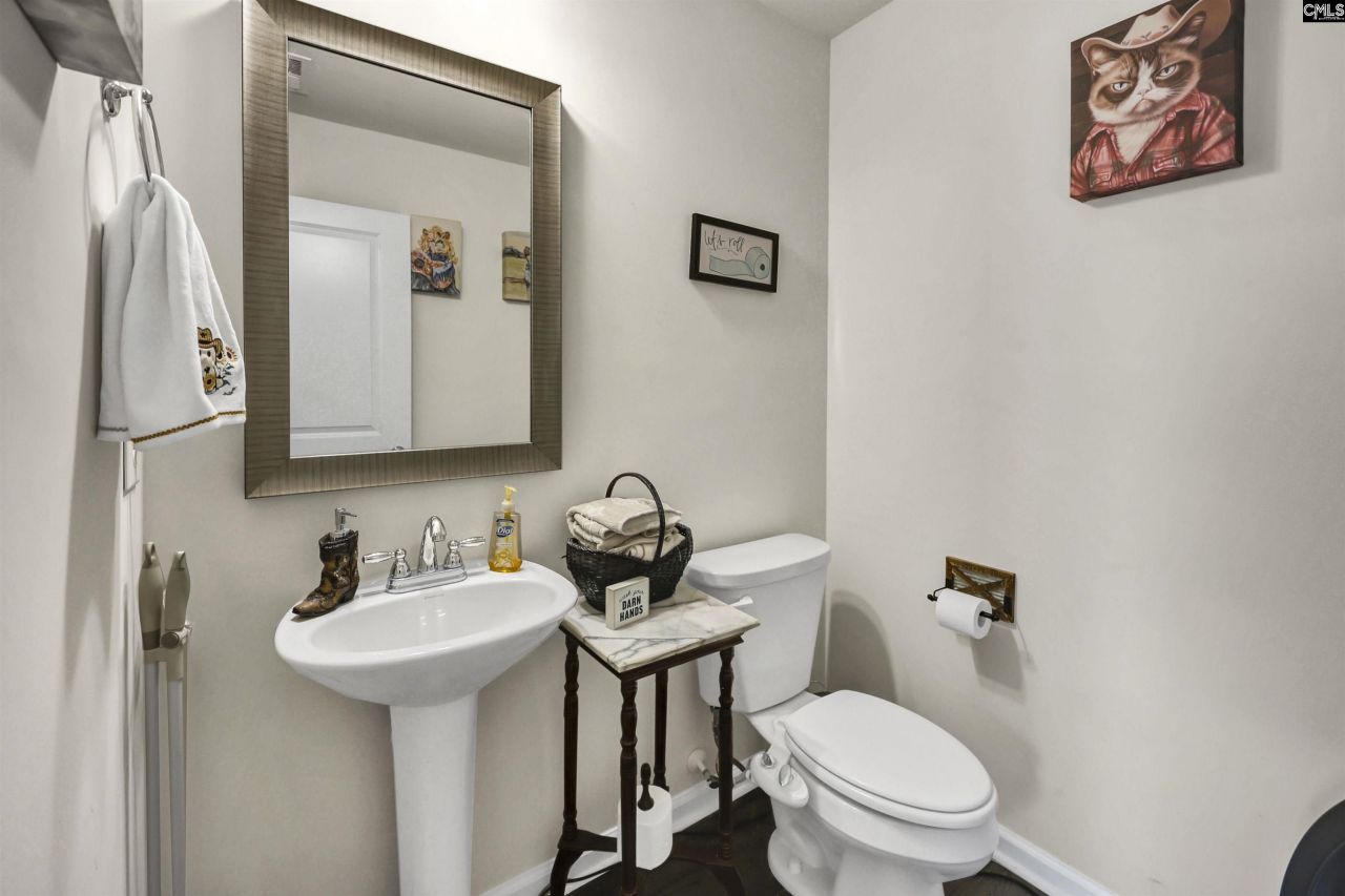 250 Turnfield Drive  Photo 20