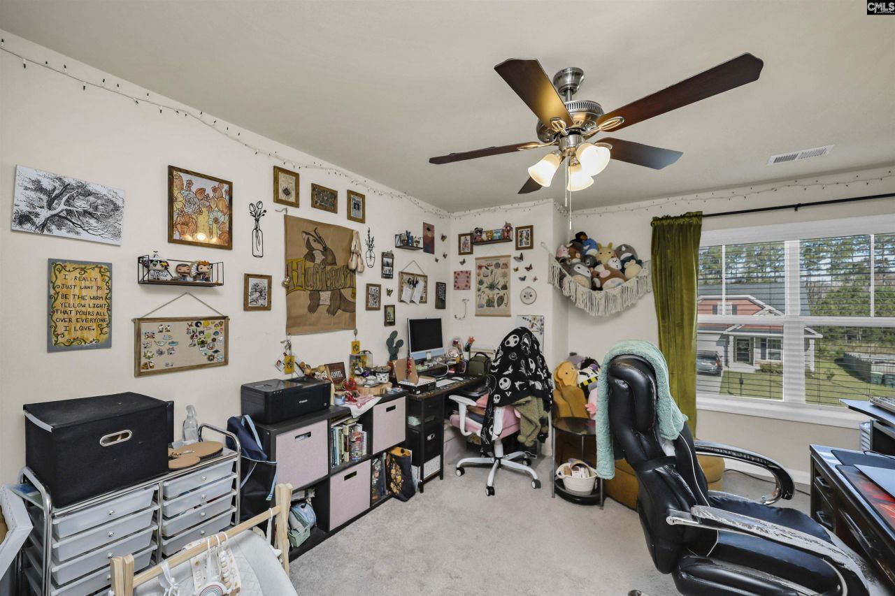 250 Turnfield Drive  Photo 21