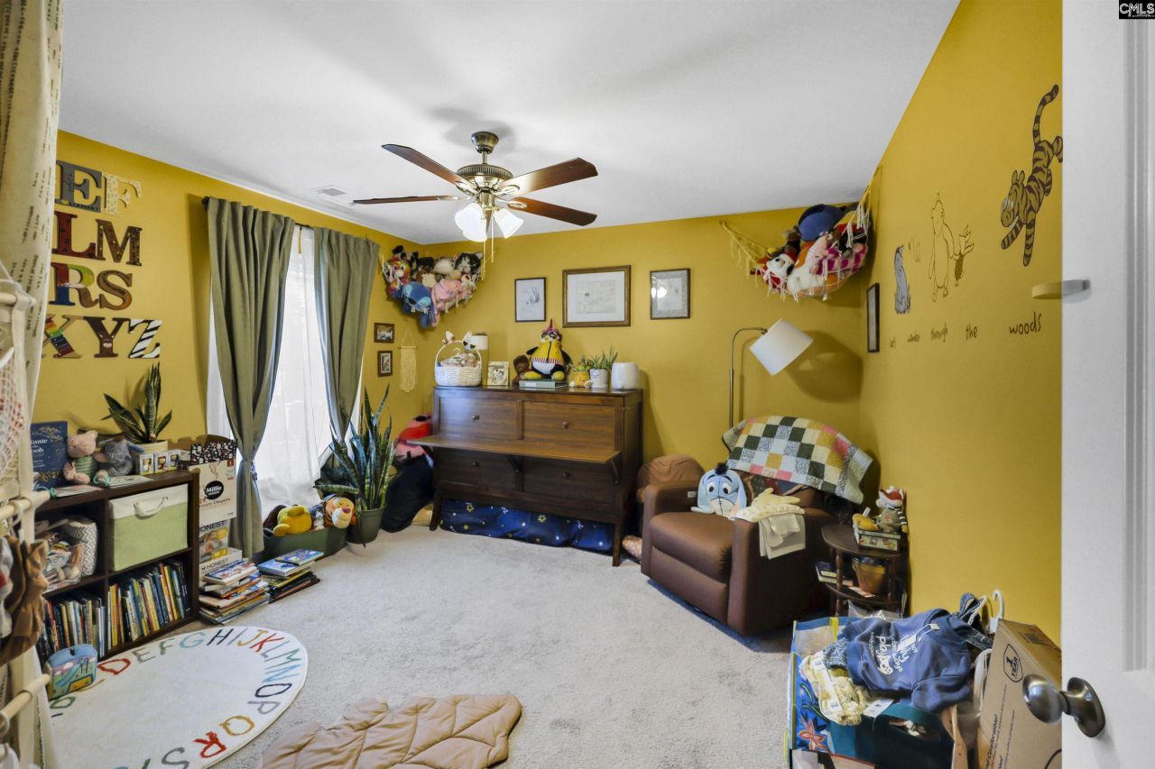 250 Turnfield Drive  Photo 23