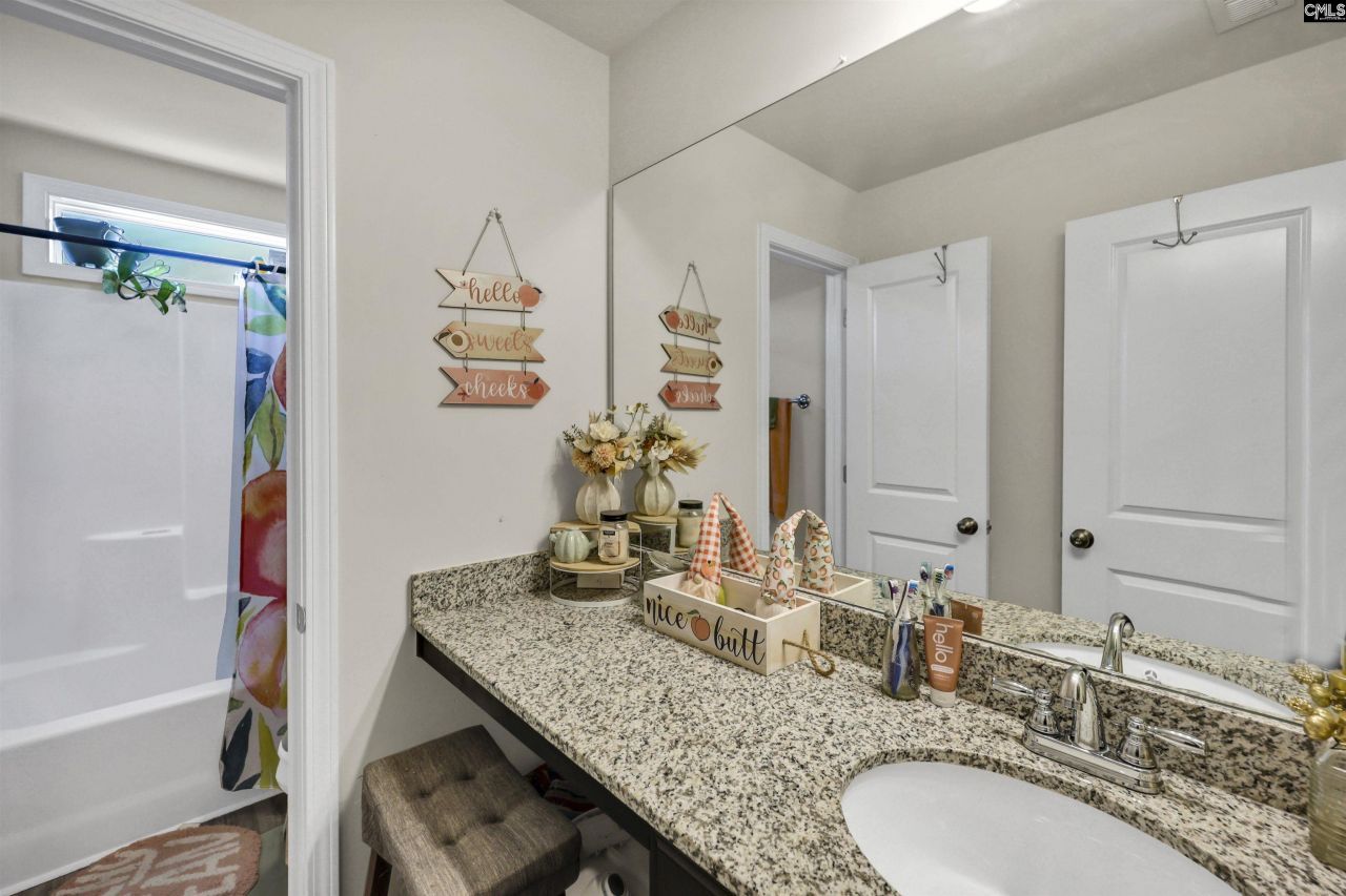 250 Turnfield Drive  Photo 25