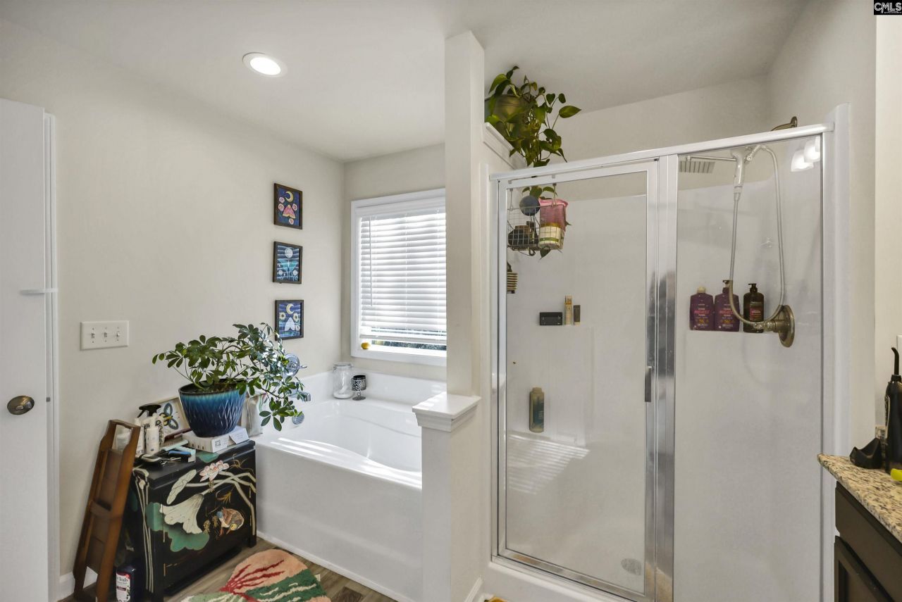 250 Turnfield Drive  Photo 28