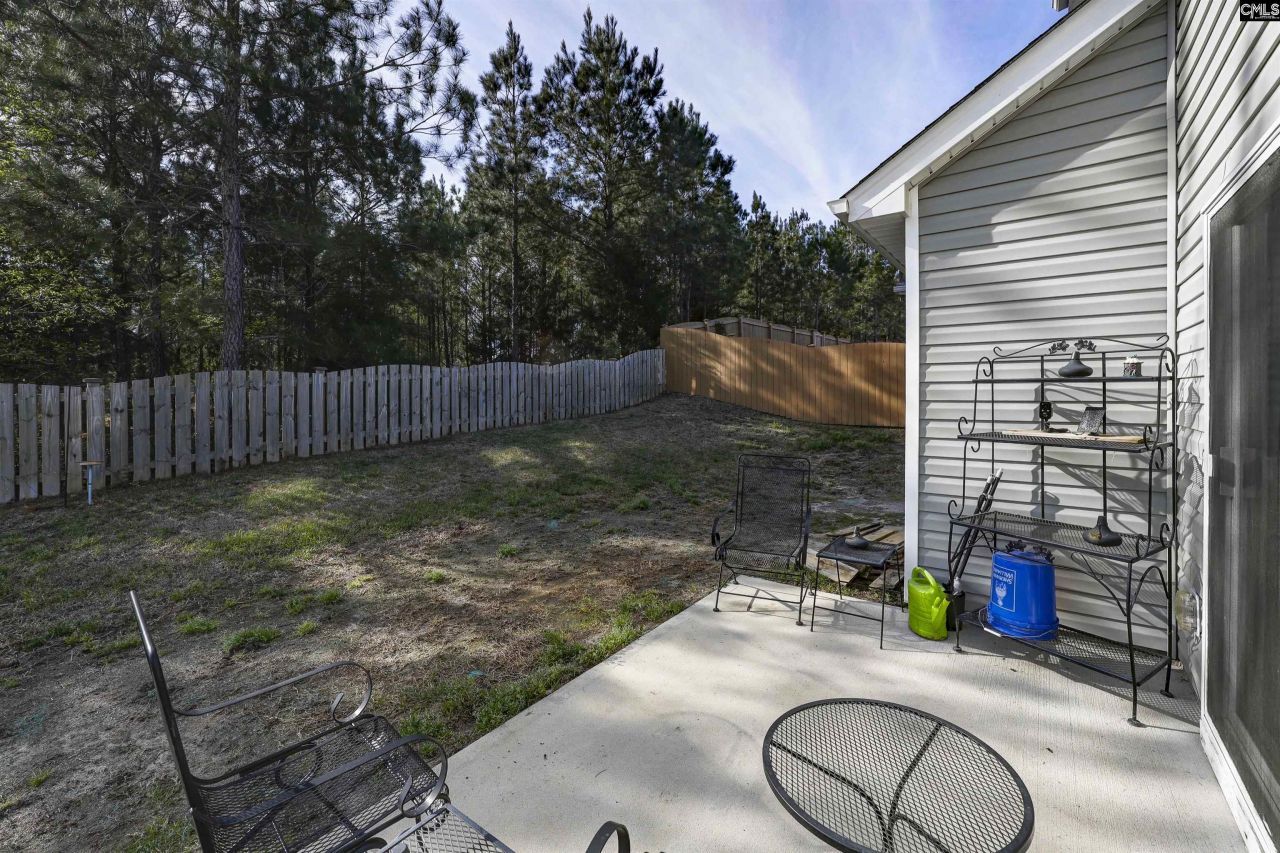 250 Turnfield Drive  Photo 7