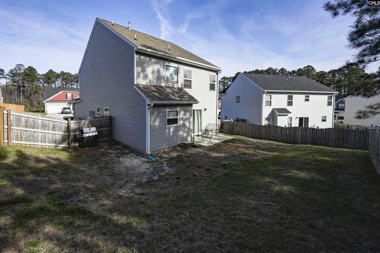 250 Turnfield Drive  Photo 9