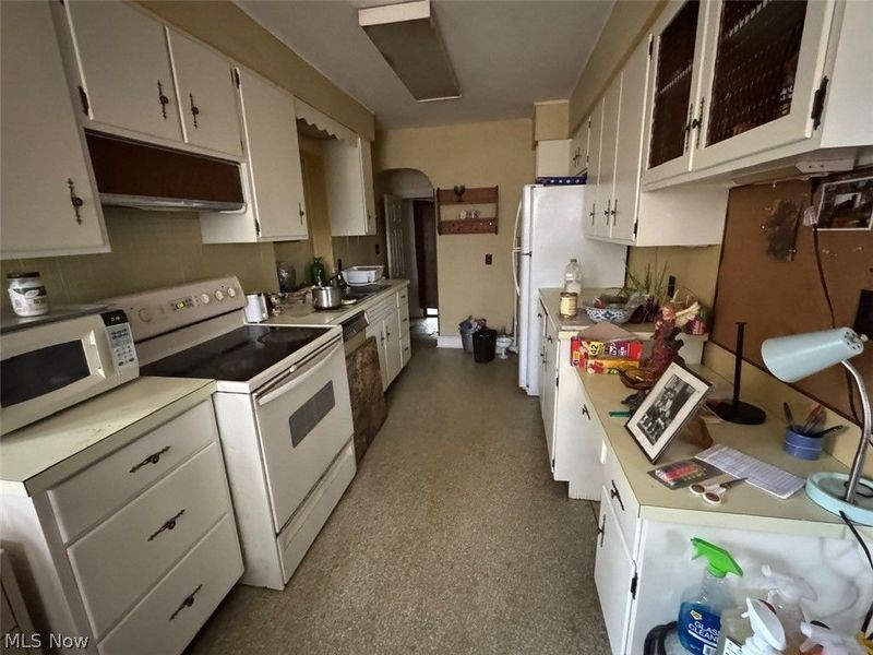 790 S Cleveland Massillon Road, Akron, OH 44333 Photo 9