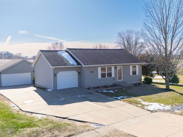 421 W NORTH Street, Princeville, IL 61559