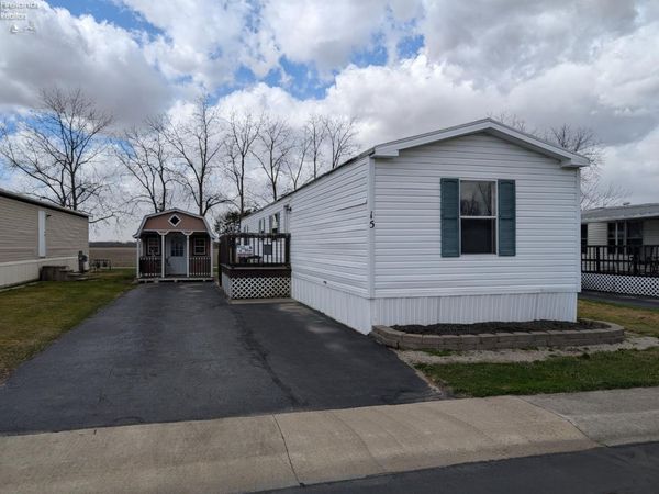 220 Maple Lane, Unit 15, Green Springs, OH 44836