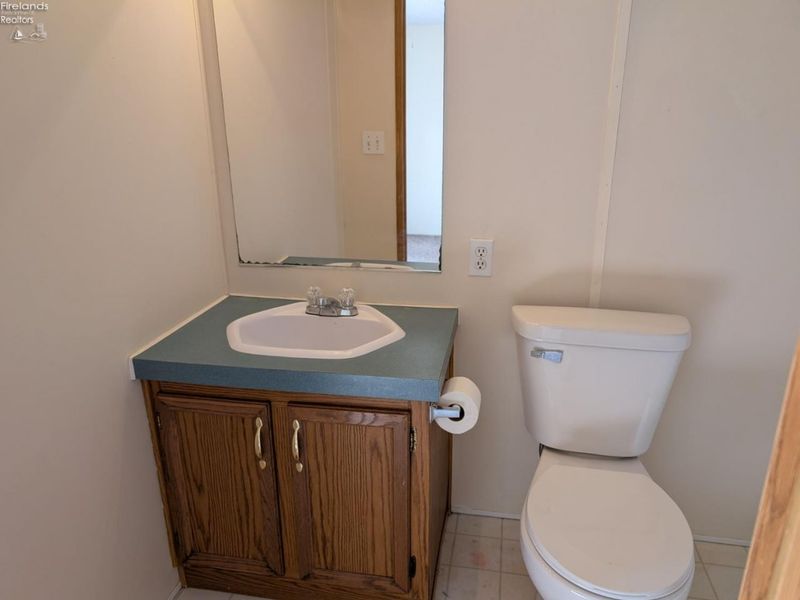 220 Maple Lane, Unit 15, Green Springs, OH 44836 Photo 12