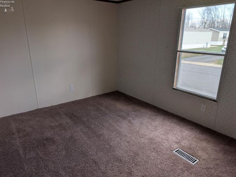 220 Maple Lane, Unit 15, Green Springs, OH 44836 Photo 14