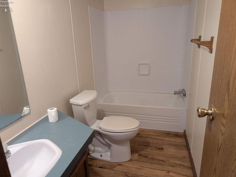 220 Maple Lane, Unit 15, Green Springs, OH 44836 Photo 16