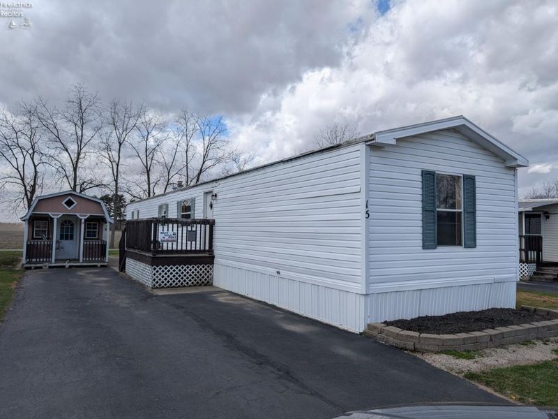 220 Maple Lane, Unit 15, Green Springs, OH 44836 Photo 2