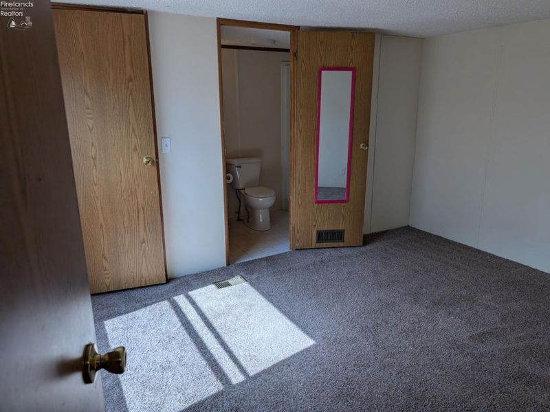 220 Maple Lane, Unit 15, Green Springs, OH 44836 Photo 9