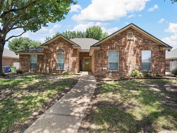 211 Desert Sky Drive, Waco, TX 76657