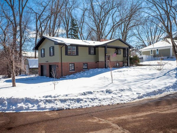 2722 Vale Crest Road, Crystal, MN 55422