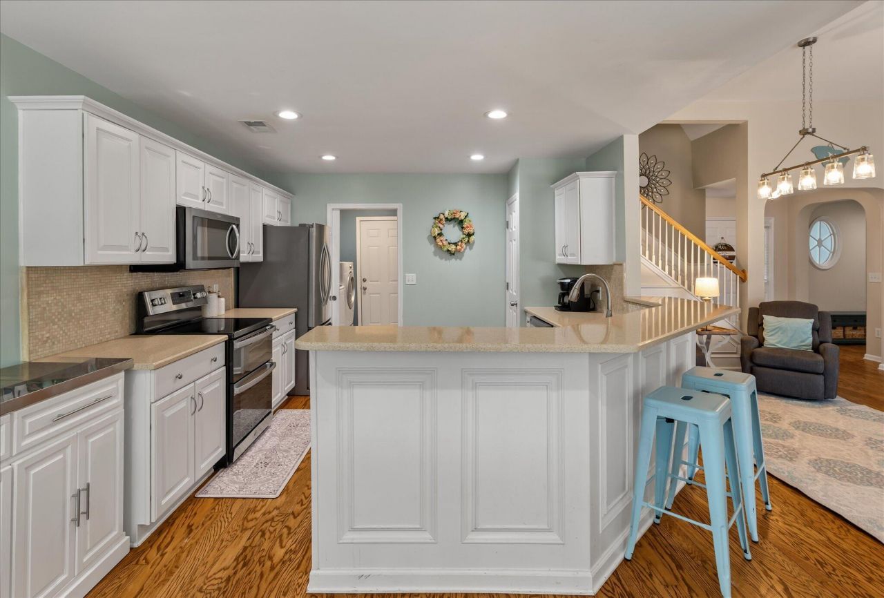 525 Pointe Of Oaks Road Photo 13