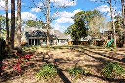 525 Pointe Of Oaks Road photo 4