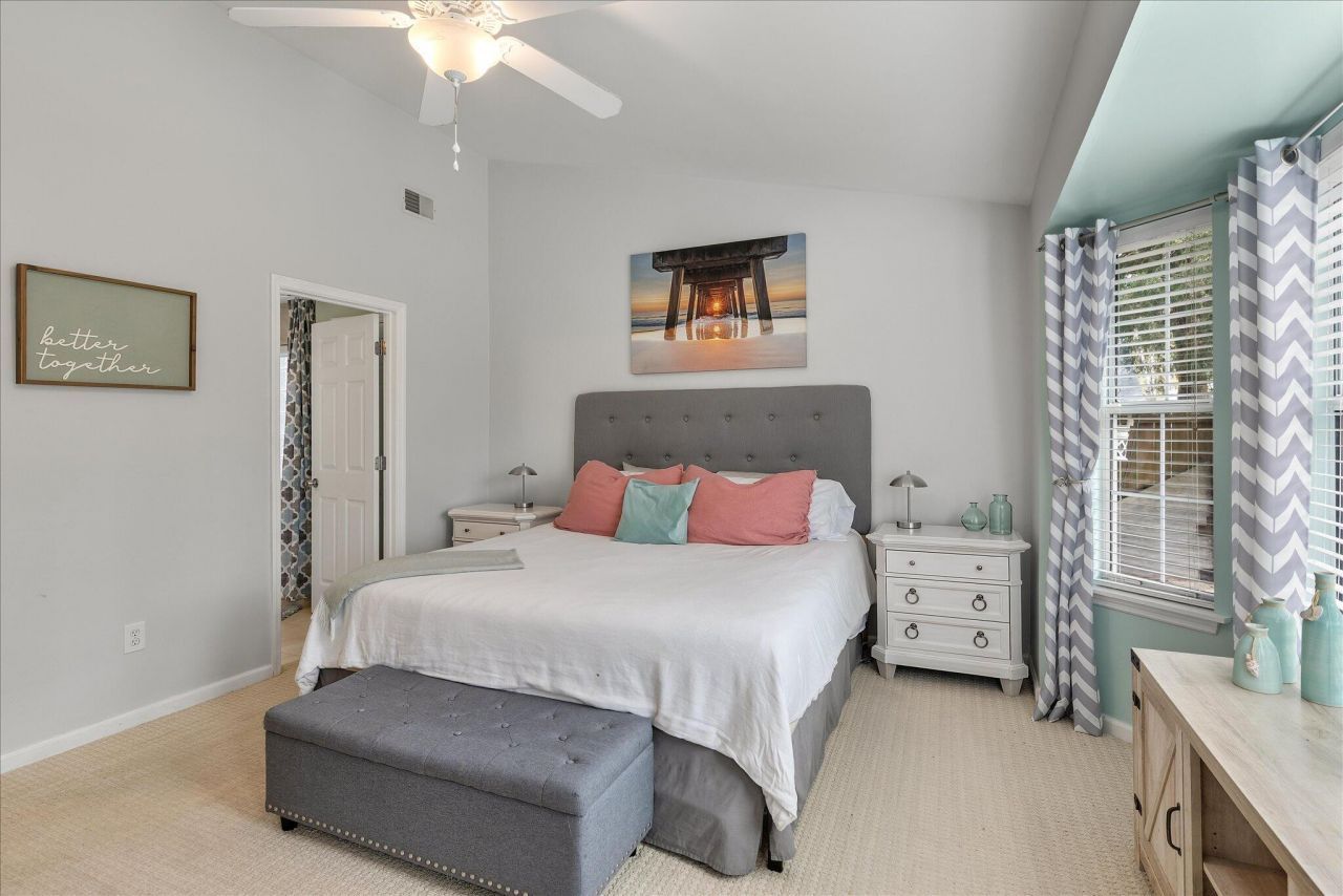 525 Pointe Of Oaks Road Photo 24