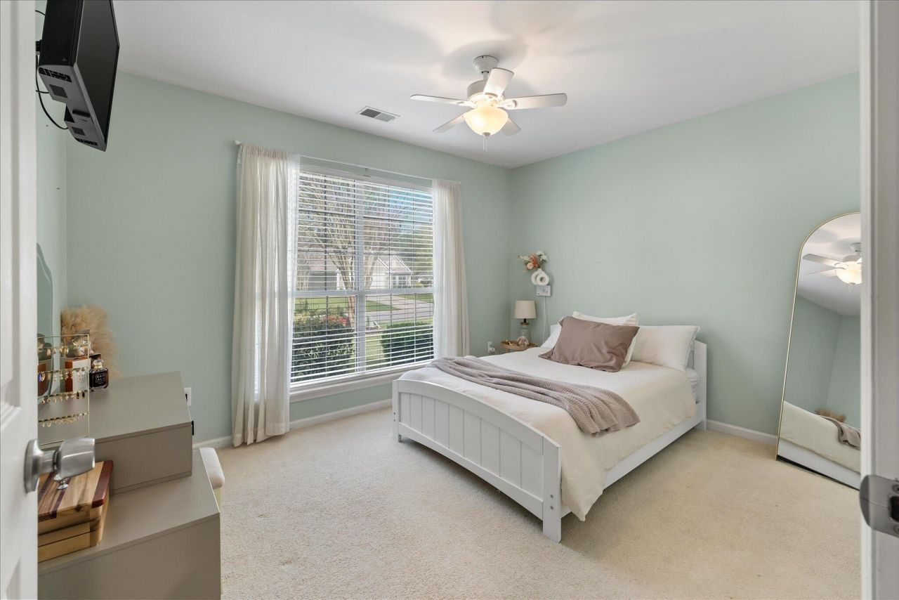 525 Pointe Of Oaks Road Photo 29