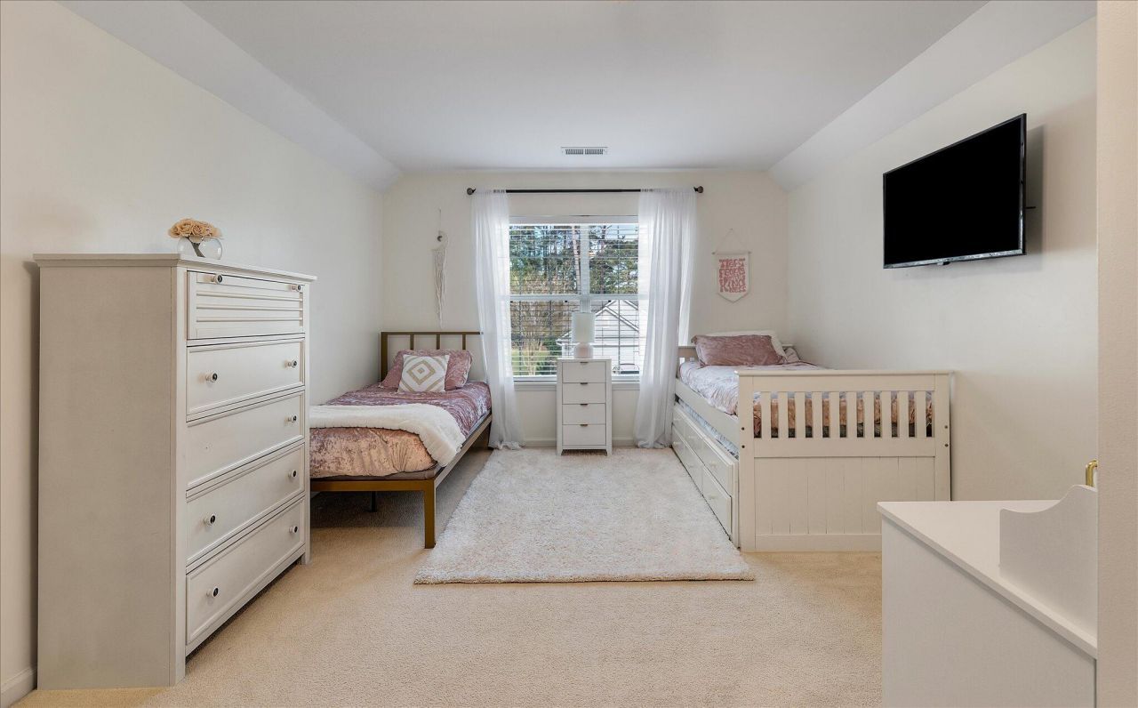 525 Pointe Of Oaks Road Photo 31