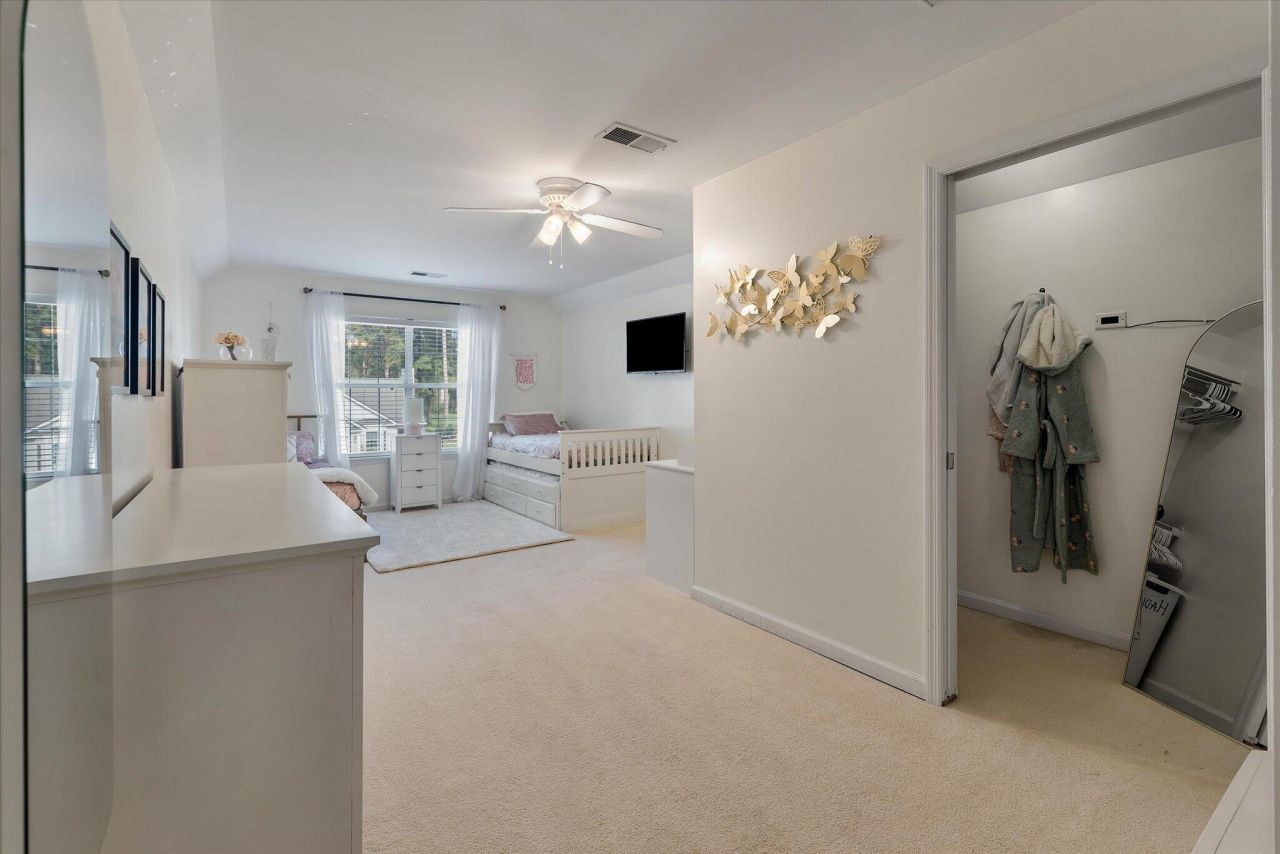 525 Pointe Of Oaks Road Photo 33