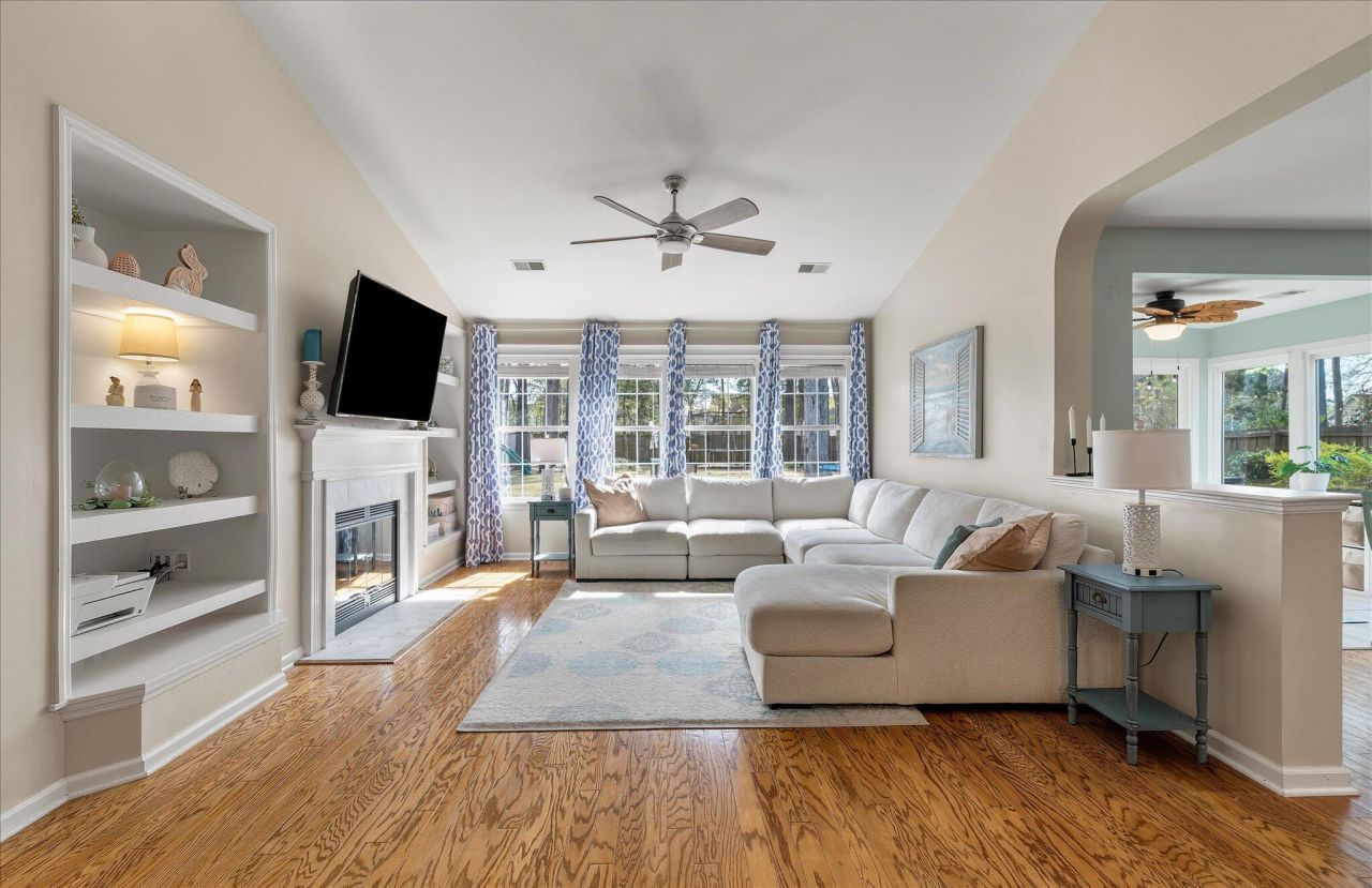 525 Pointe Of Oaks Road Photo 9