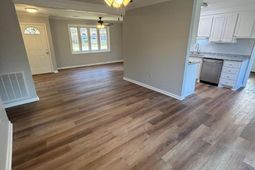 7719 Mendelwood Drive photo 4