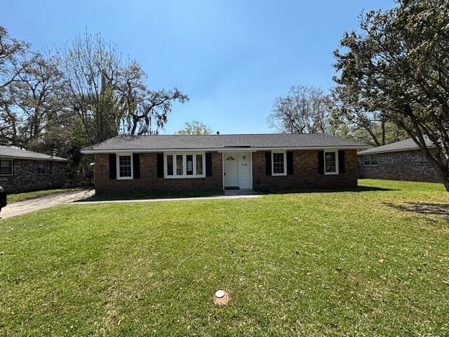 7719 Mendelwood Drive Photo 8